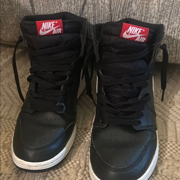 Nike Air Black High-Top Sneakers - Picture 1 of 4
